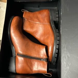 Ecco women’s boots for fall and winter cognac